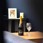 Maisonette With Balcony, Free Parking And Wi-Fi